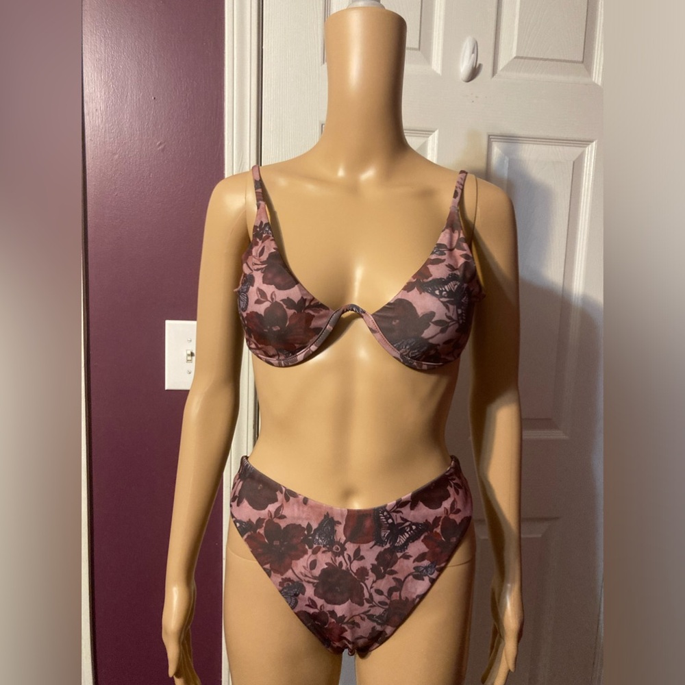 Cute Three Piece Bikini Set, NWOT, Size Medium